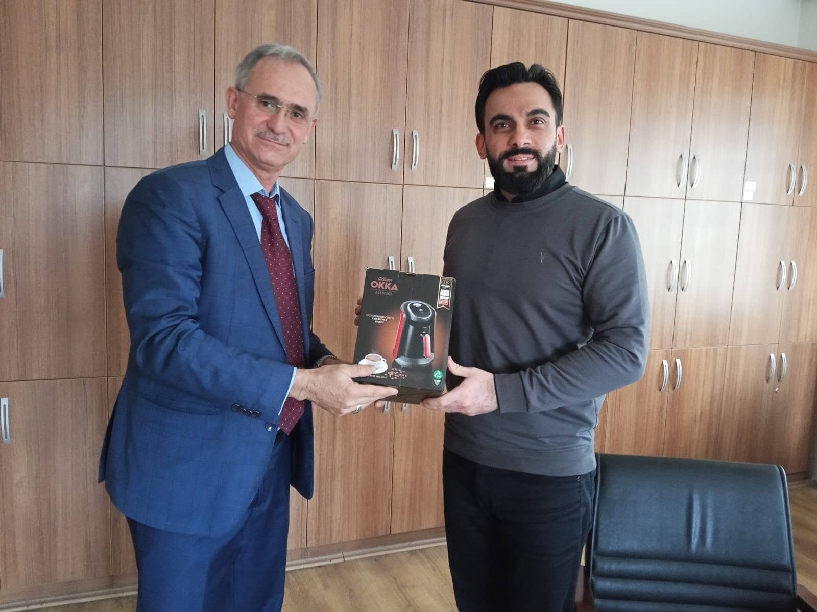 Hizmette Öncü, Sosyal Haklarda Güçlü 30