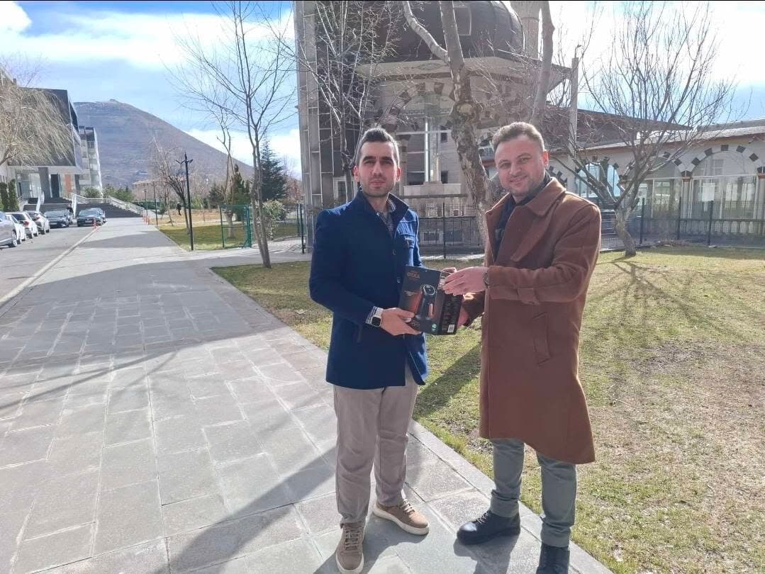 Hizmette Öncü, Sosyal Haklarda Güçlü 40
