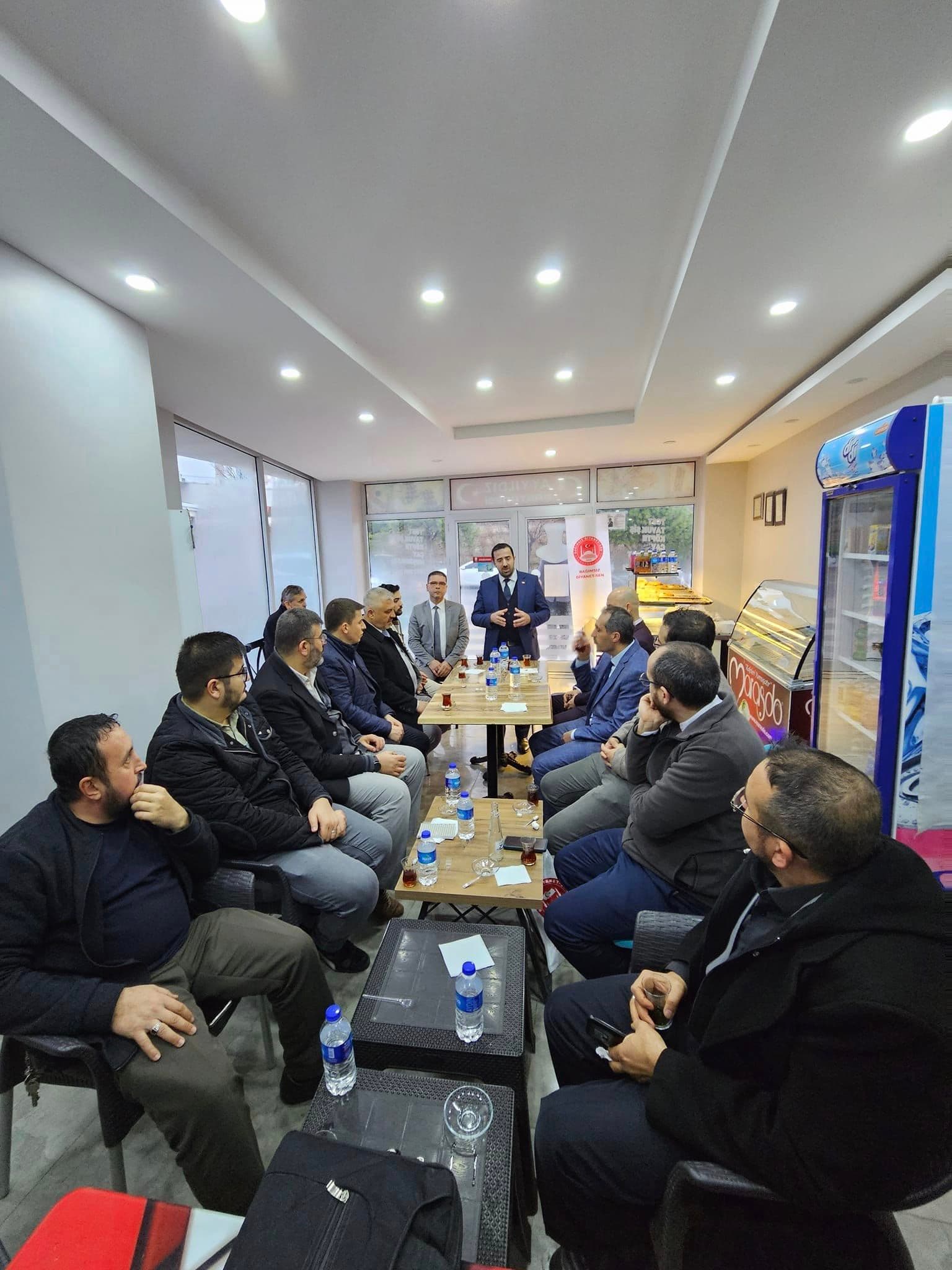 KATILIMLAR SÜRÜYOR BAĞIMSIZ DİYANET-SEN BÜYÜYOR.