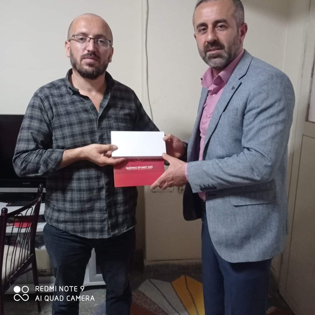 AKILLI SAAT HEDİYELERİMİZ ÜYELERİMİZE ULAŞTIRIYORUZ.