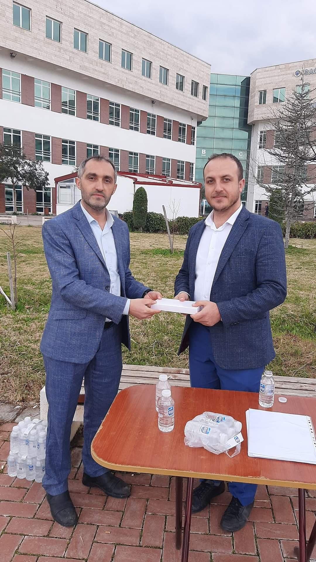 AKILLI SAAT HEDİYELERİMİZ ÜYELERİMİZE ULAŞTIRIYORUZ.
