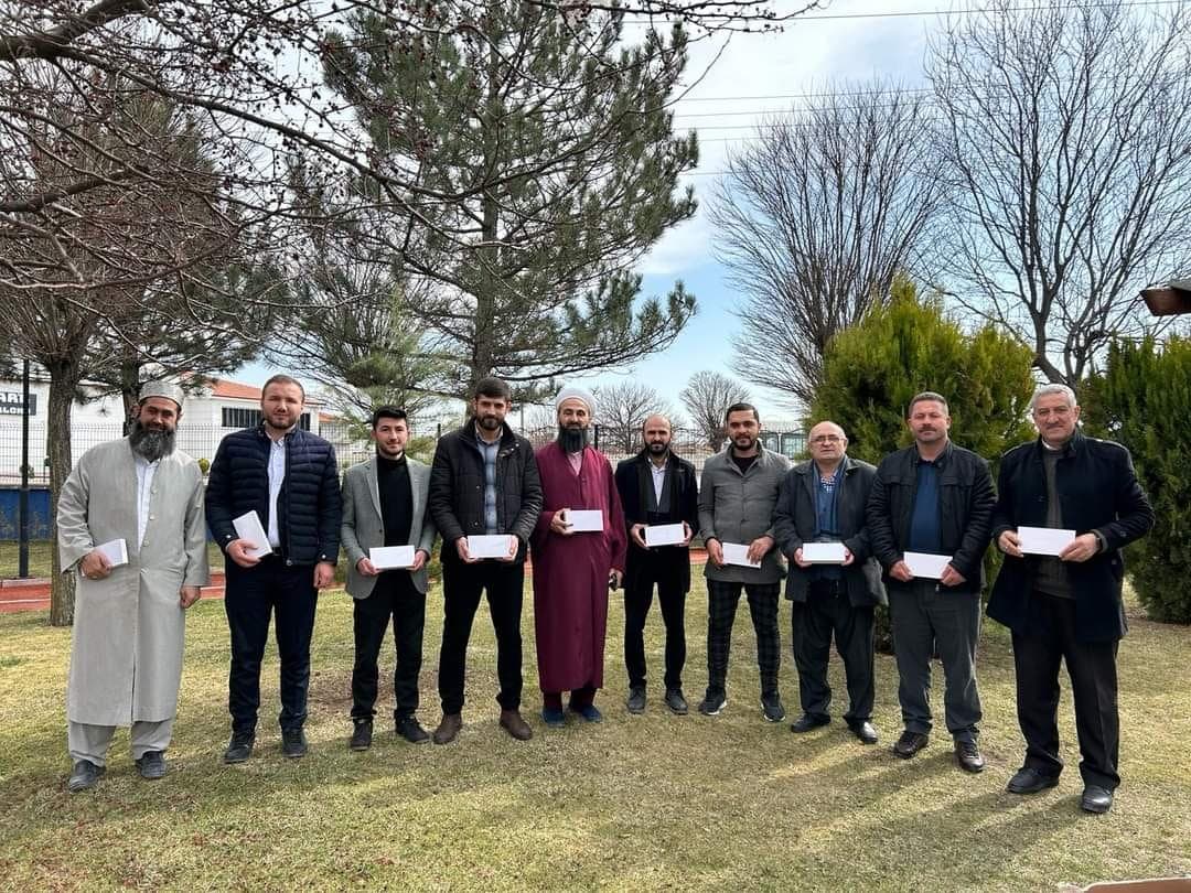 AKILLI SAAT HEDİYELERİMİZ ÜYELERİMİZE ULAŞTIRIYORUZ.