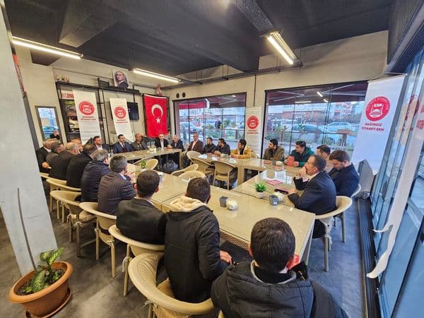 KATILIMLAR SÜRÜYOR BAĞIMSIZ DİYANET-SEN BÜYÜYOR.